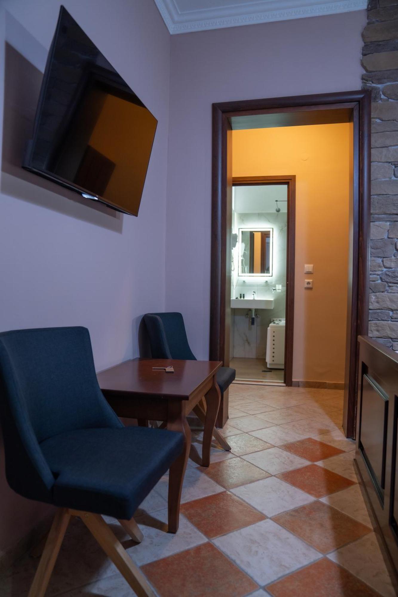 Kallinikos Guesthouse Káto Loutrákion المظهر الخارجي الصورة