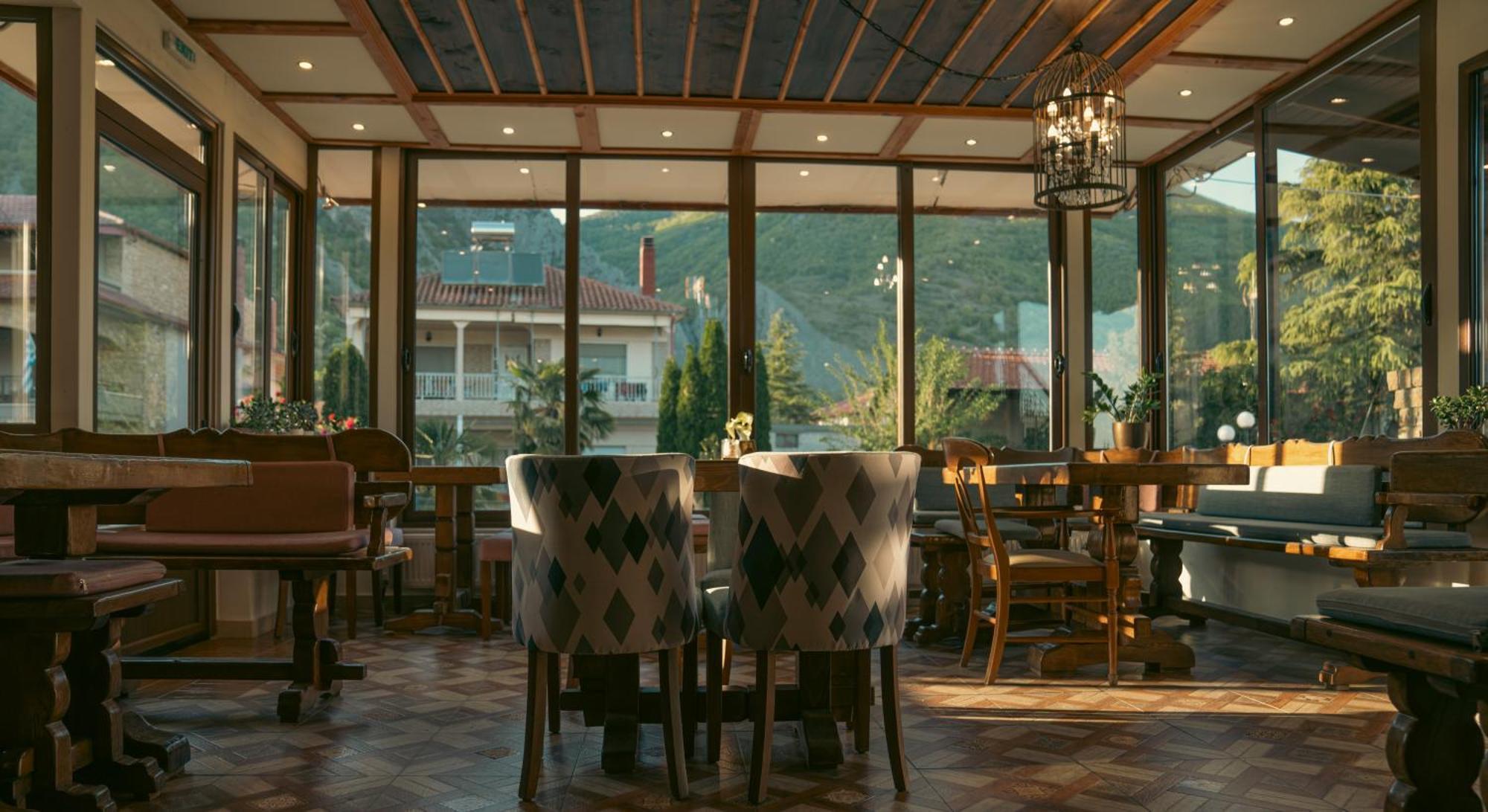 Kallinikos Guesthouse Káto Loutrákion المظهر الخارجي الصورة