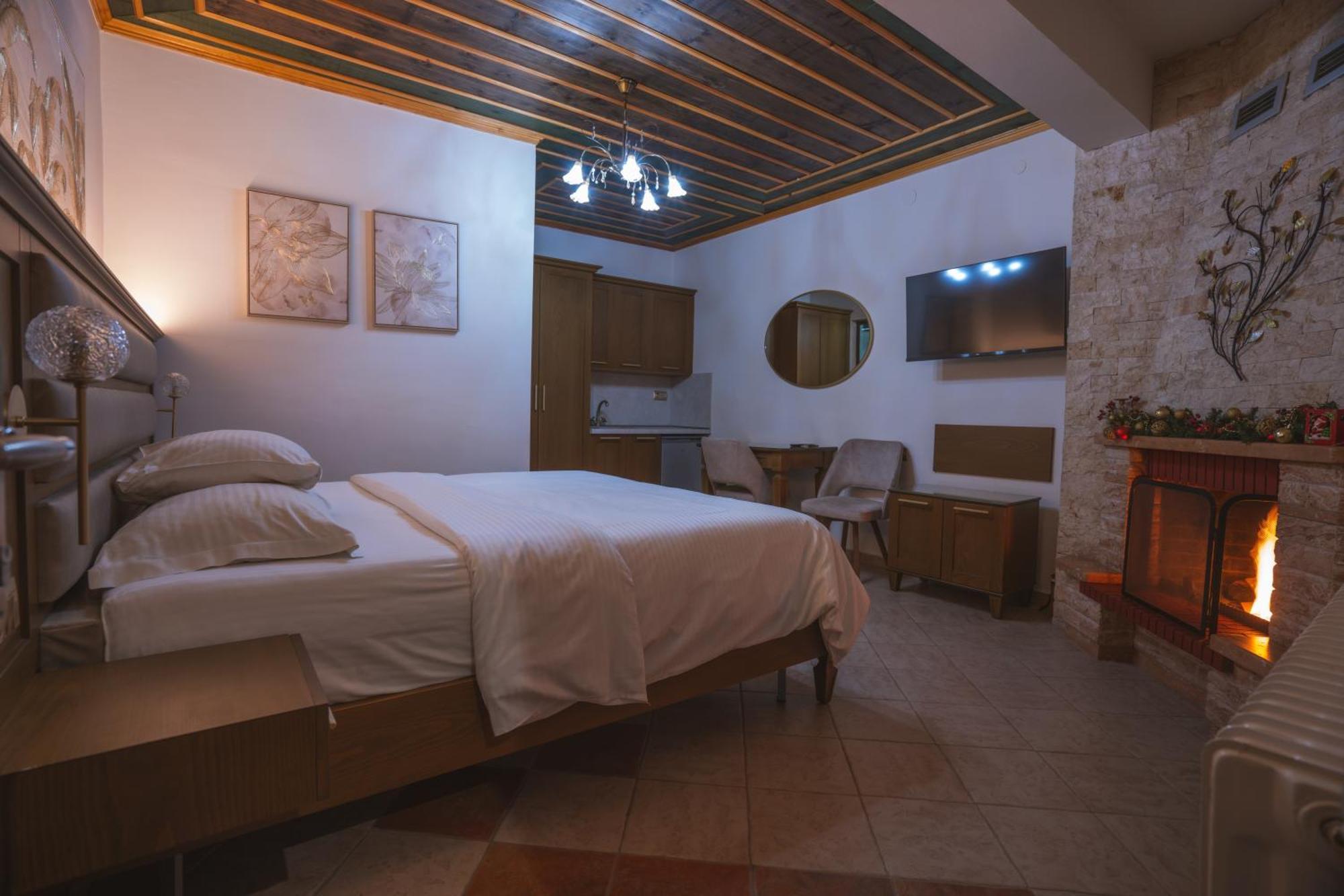 Kallinikos Guesthouse Káto Loutrákion المظهر الخارجي الصورة